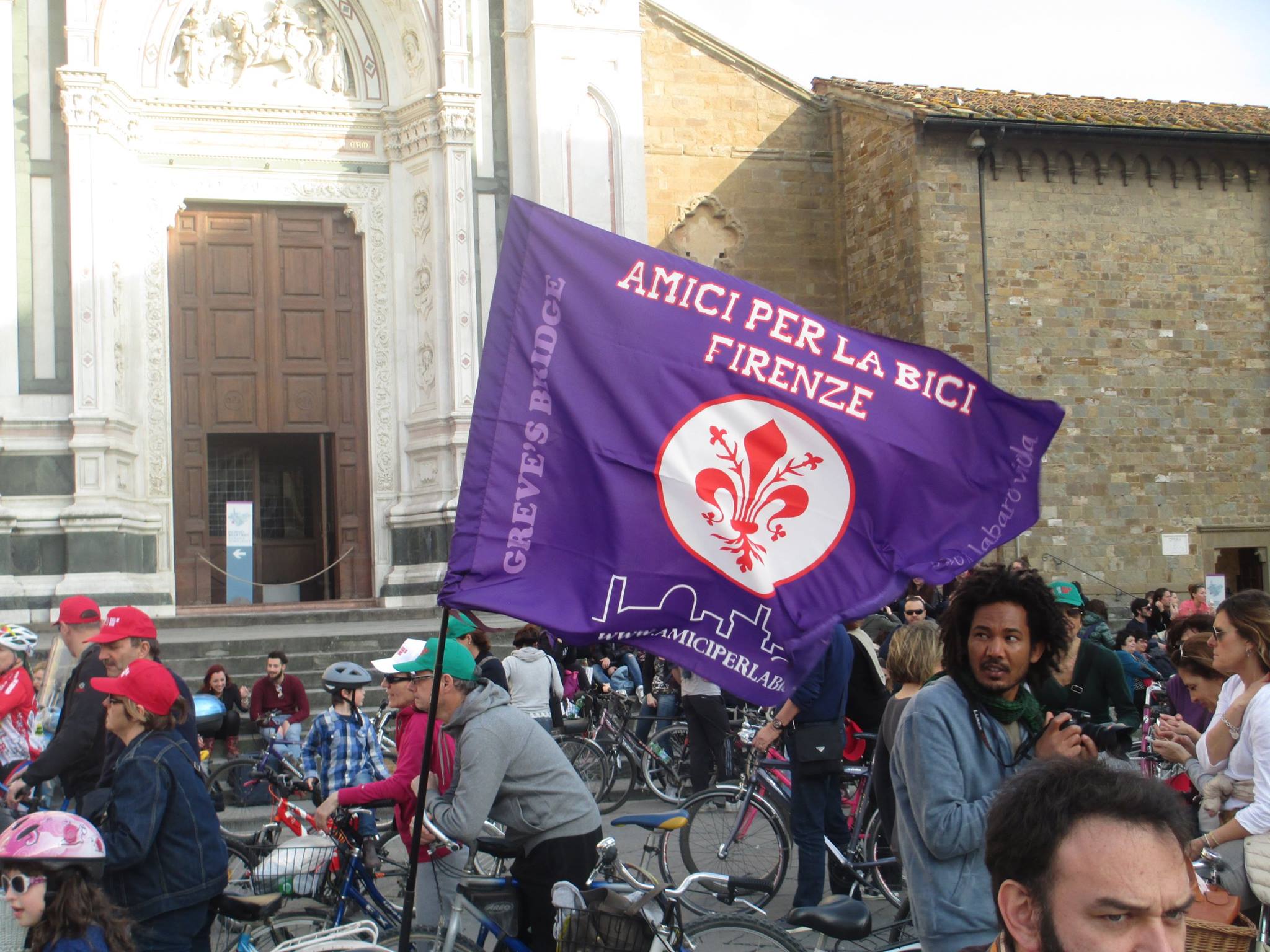 Amiciperlabici - La pedalata "Un Giglio in Bici"si tinge di viola ...