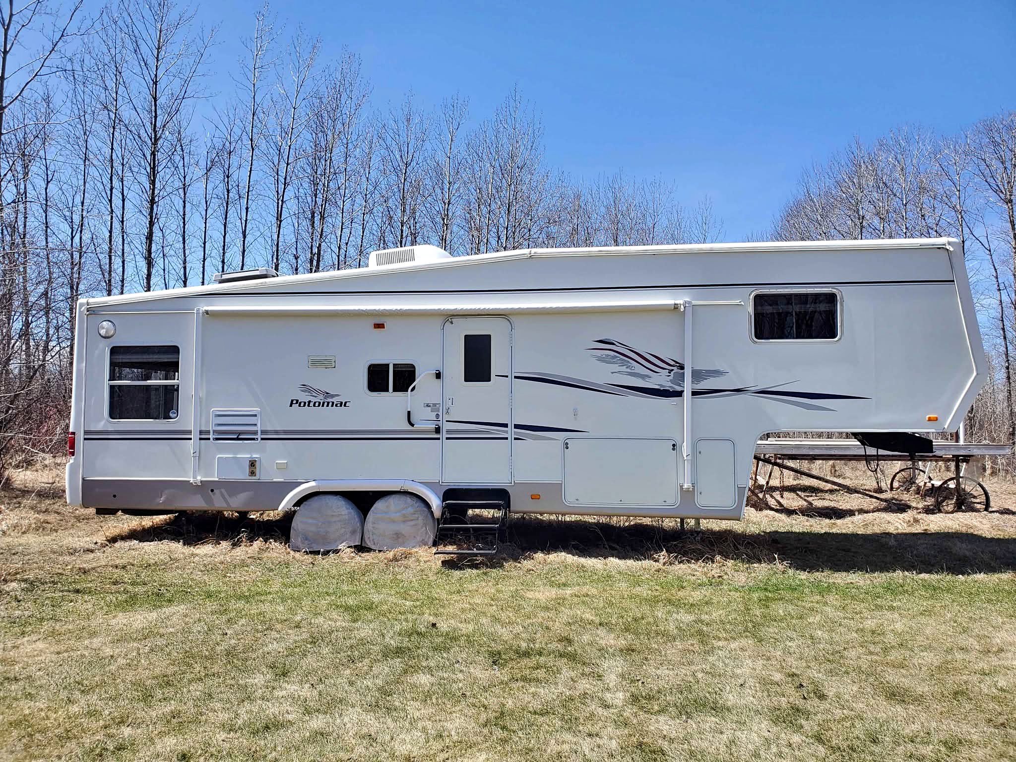 2004 Potomac fw5231rls - RVs & Campers - Brandon, Manitoba | Facebook ...