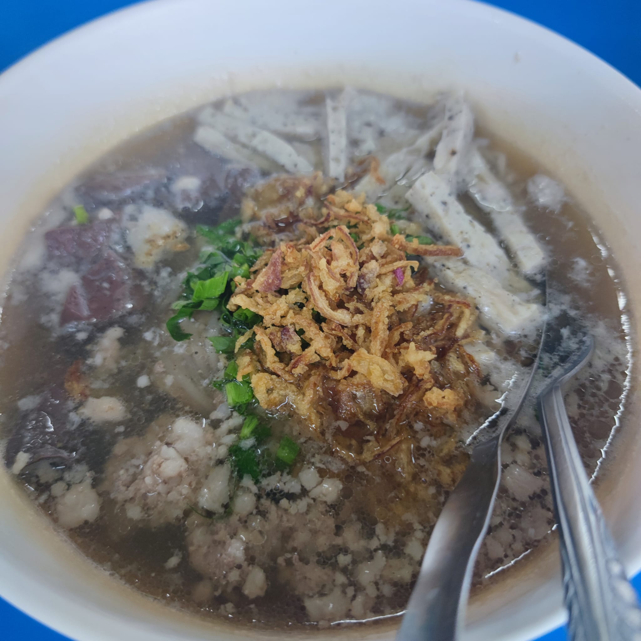 ปุ๊กกี้ชอบกิน - chob kin