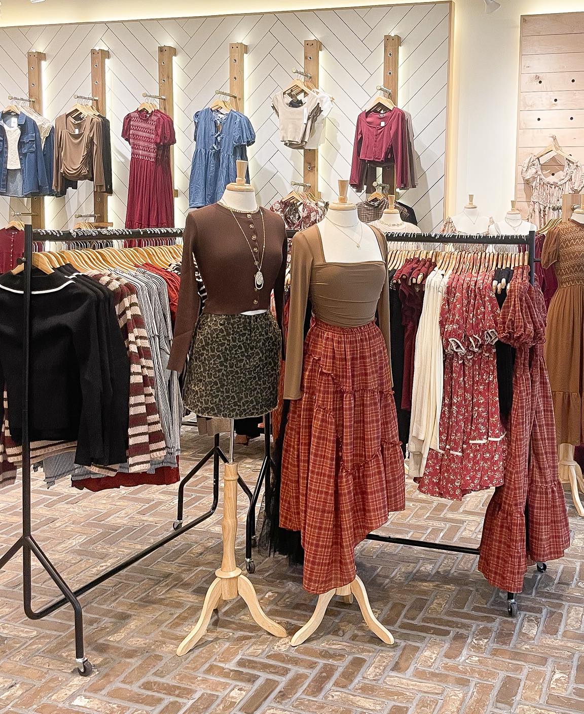 homecoming dresses kenwood mall New arrivals at Towne Centre in Cincinnati, OH ✨ #roseandremington #fallfashion #womanowned Web Collection: After Party