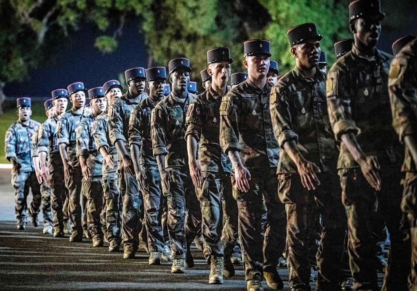 28e régiment de... - 28e régiment de transmissions
