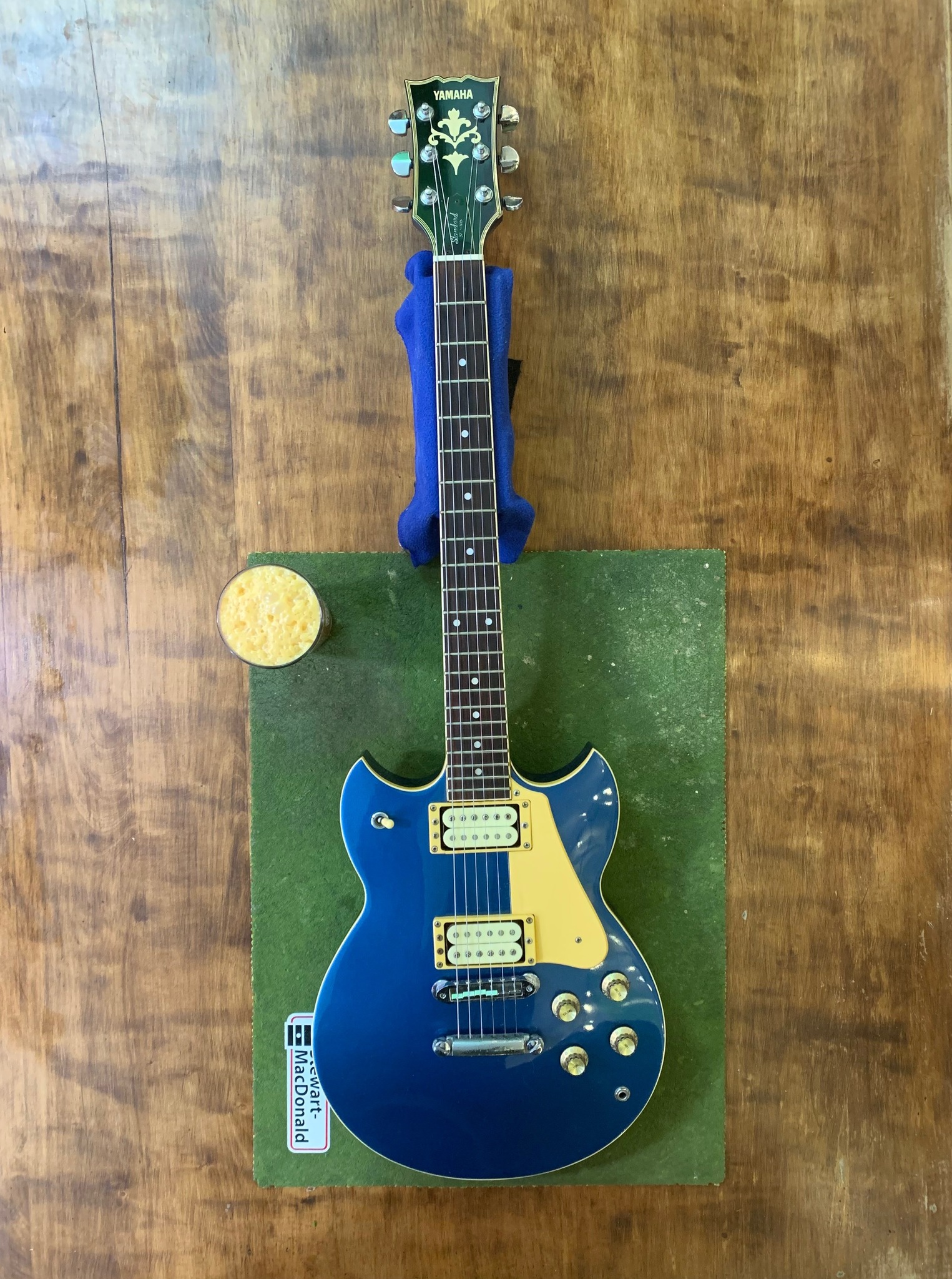 Yamaha SG800S Dark Blue 1982 Limited Edition Guitar