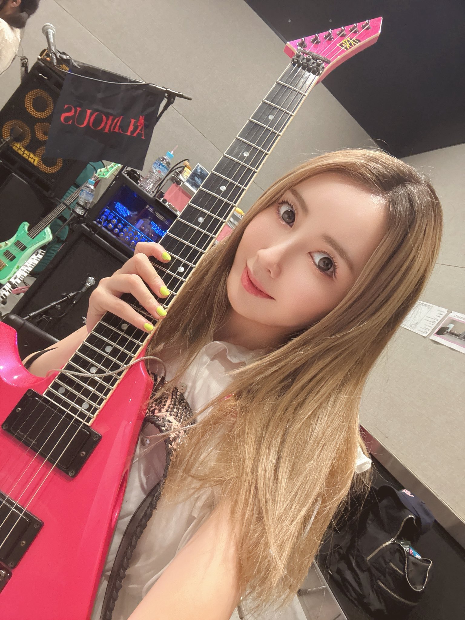 Toki guitarist for ?? Metal band Aldious and Chura Metal ???