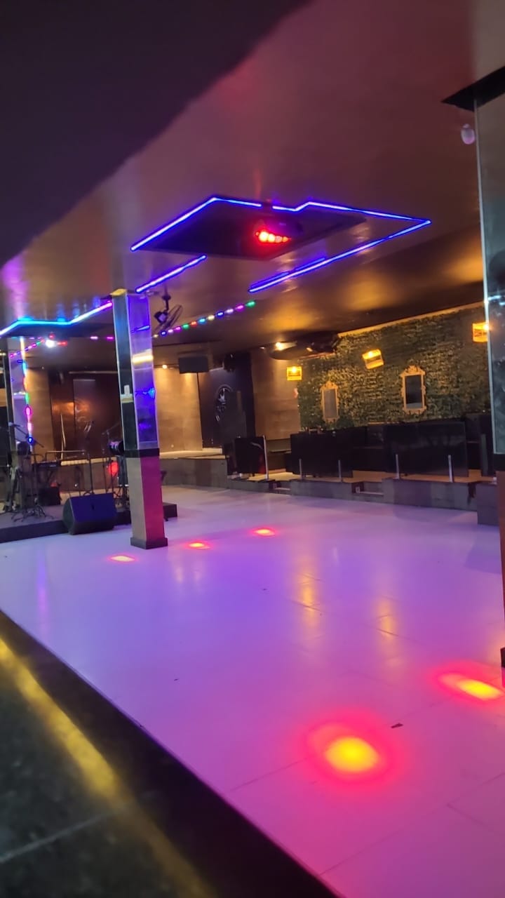 King Lounge