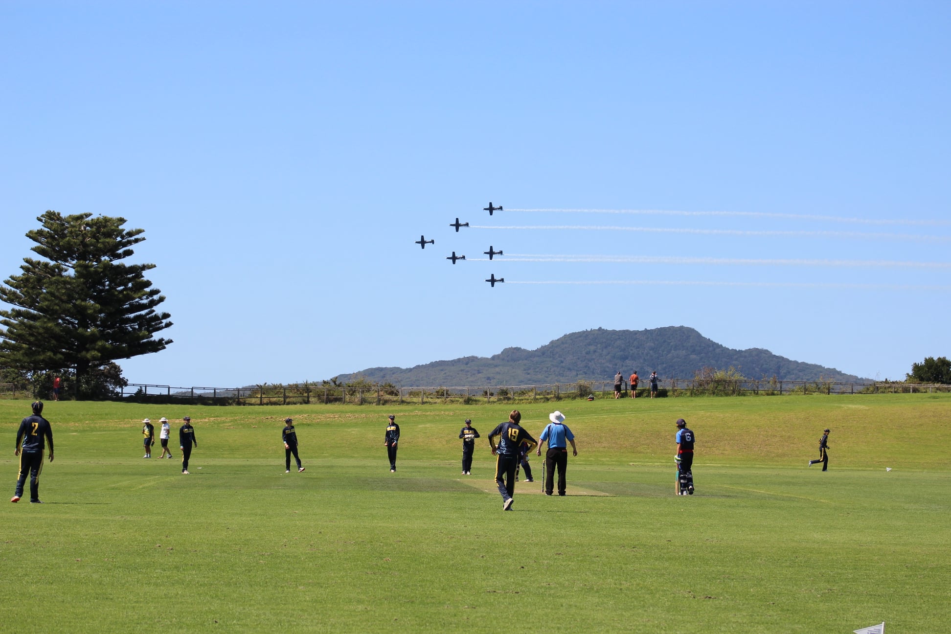 Takapuna Grammar... - Takapuna Grammar School Basketball
