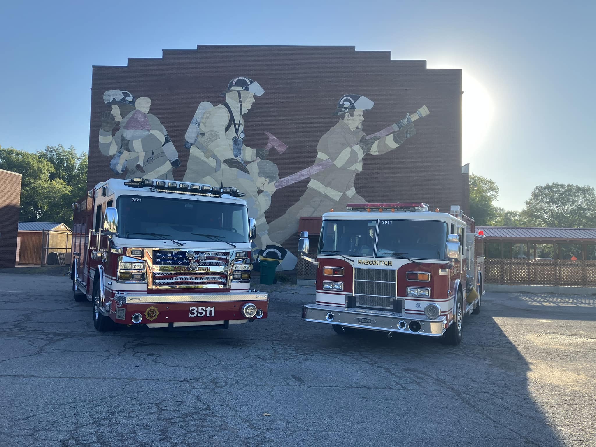 Mascoutah - New and old Mascoutah Fire Department 3511. New 3511 a 