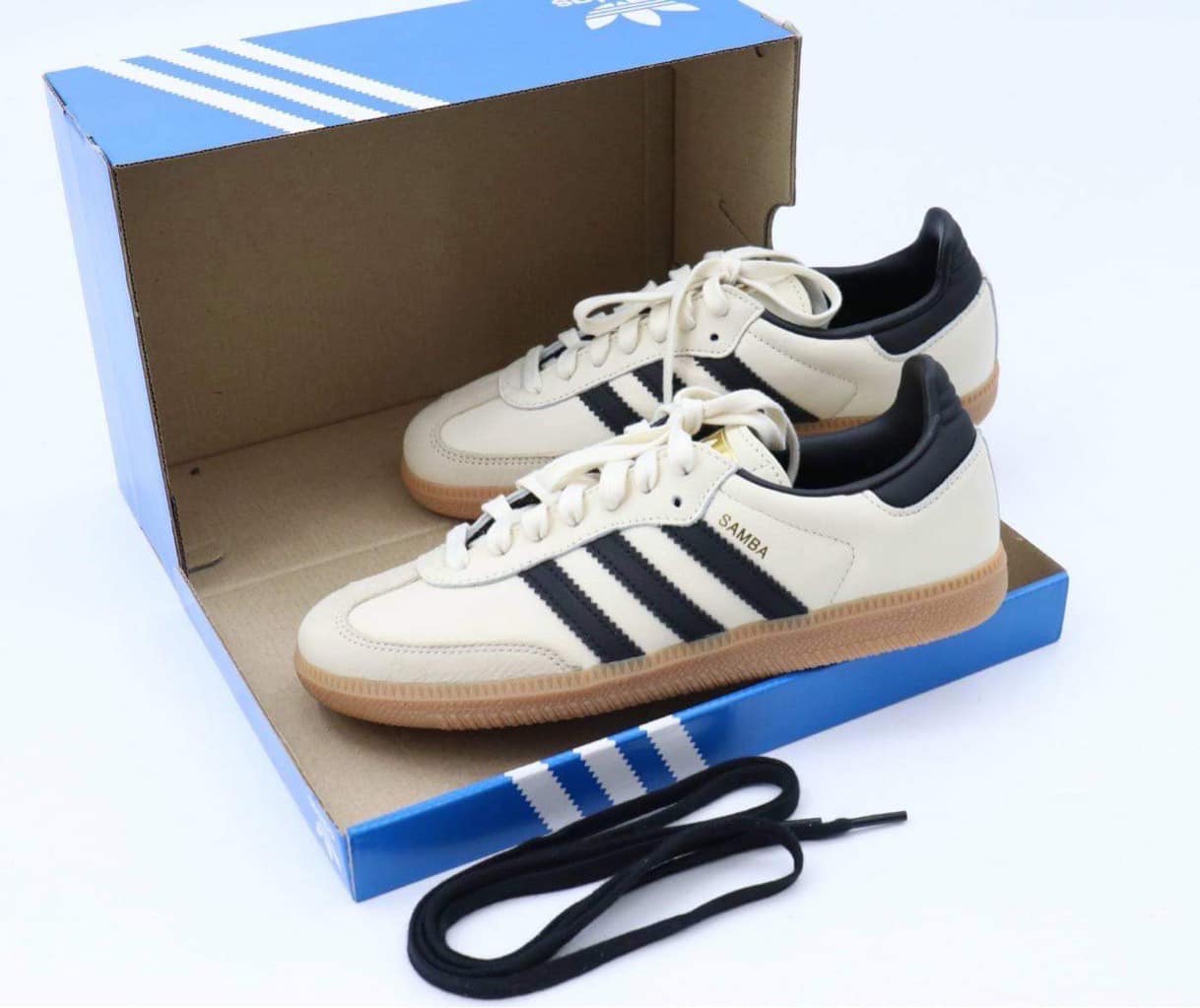 ✔️5,290.- ADIDAS SAMBA Size 3.5UK/36.0 EU /22CM 4 UK / 36.5 EU