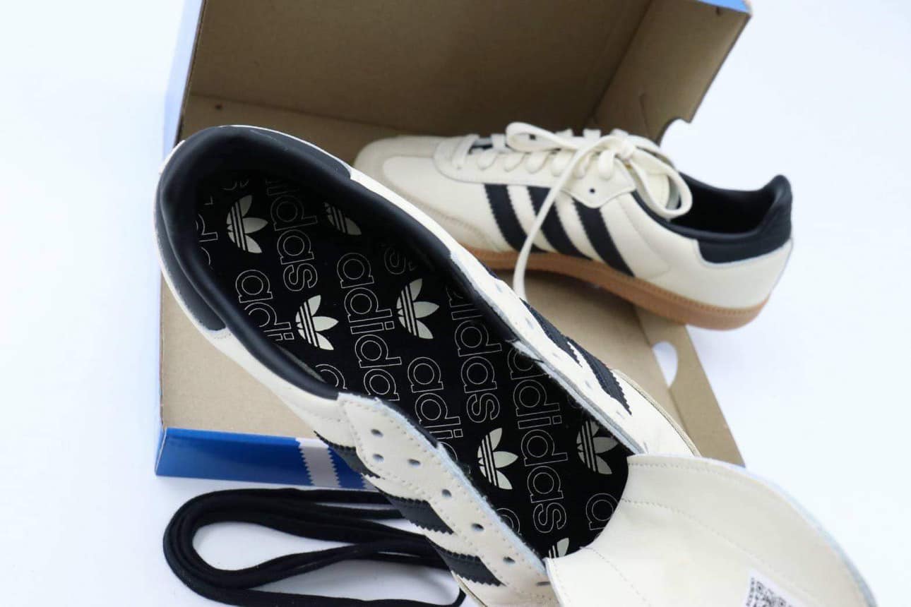 ✔️5,290.- ADIDAS SAMBA Size 3.5UK/36.0 EU /22CM 4 UK / 36.5 EU