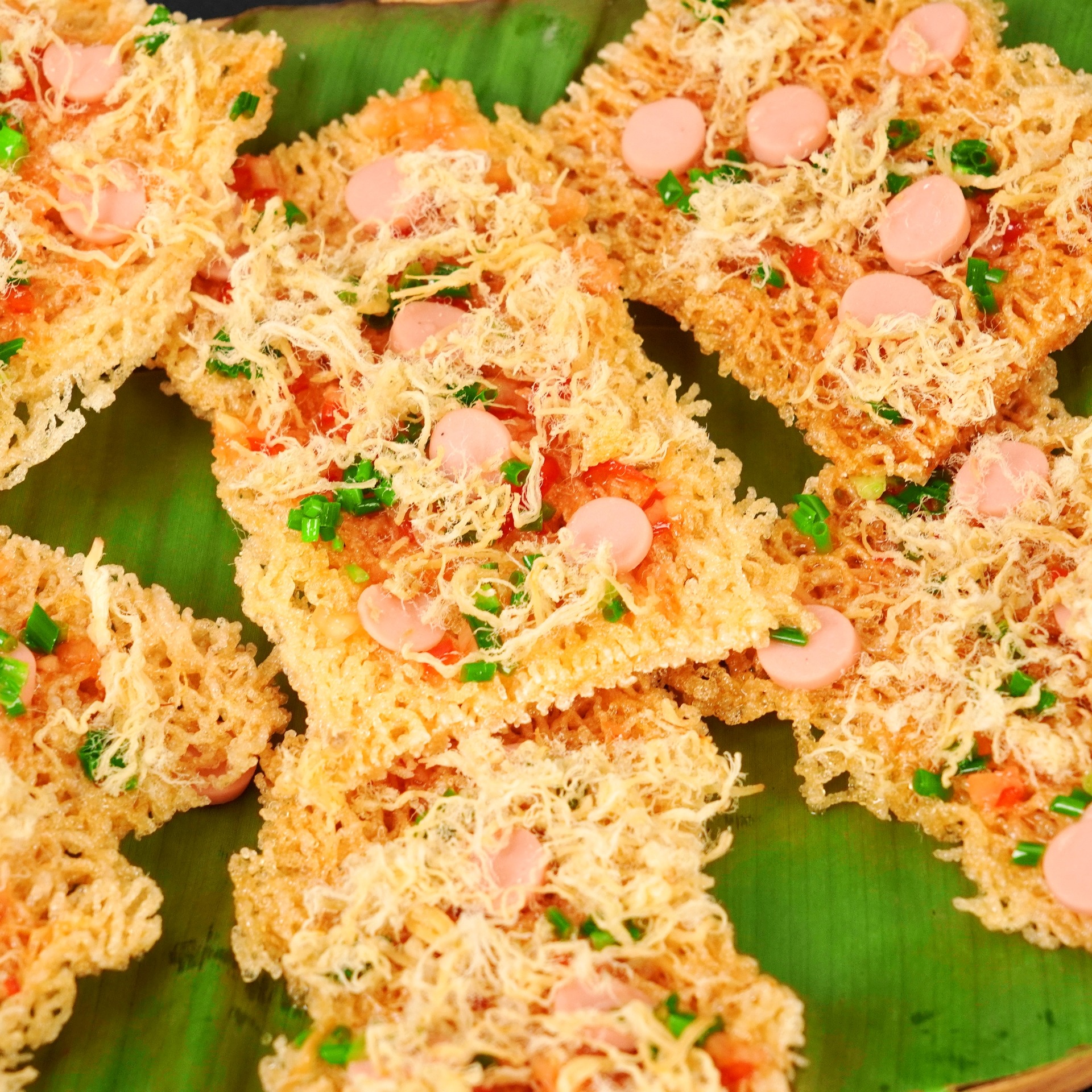 Bếp - Cách Làm Cơm Cháy Chà Bông Cấp Tốc Từ Bánh Hỏi – Giòn Rụm, Thơm ...