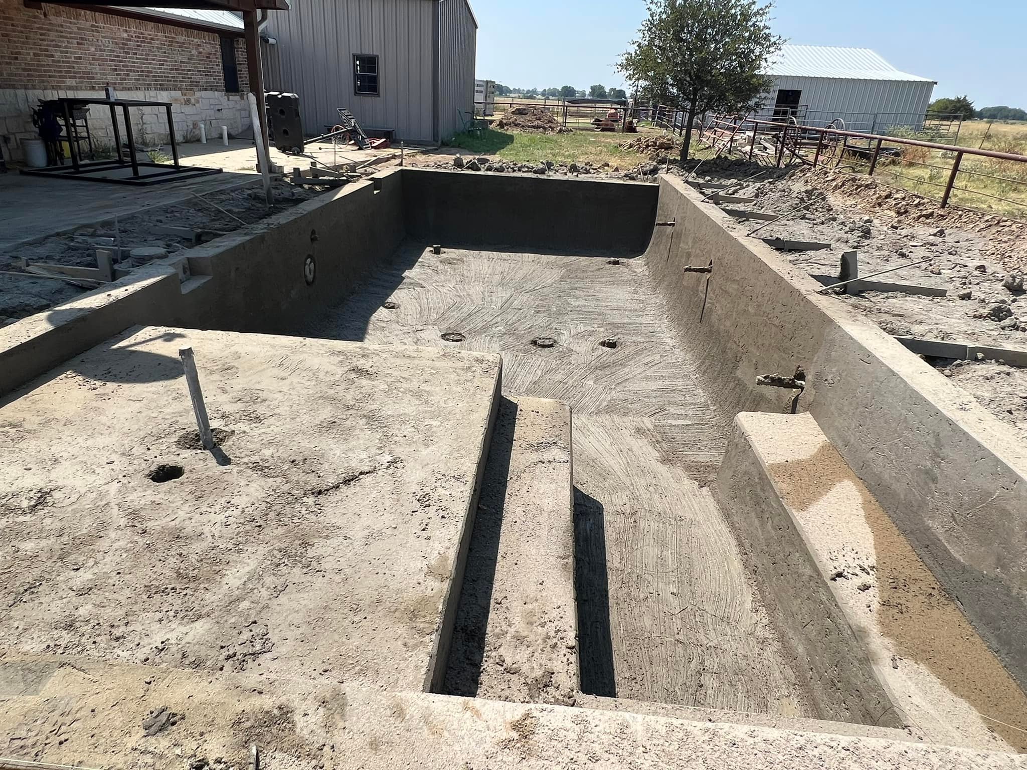 Gnarly Pools & Patios