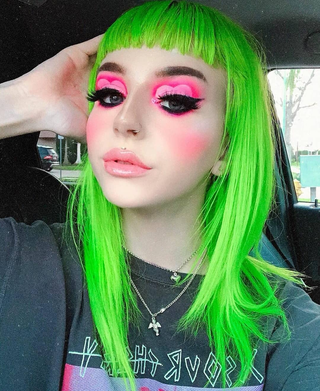 Pretty alternative