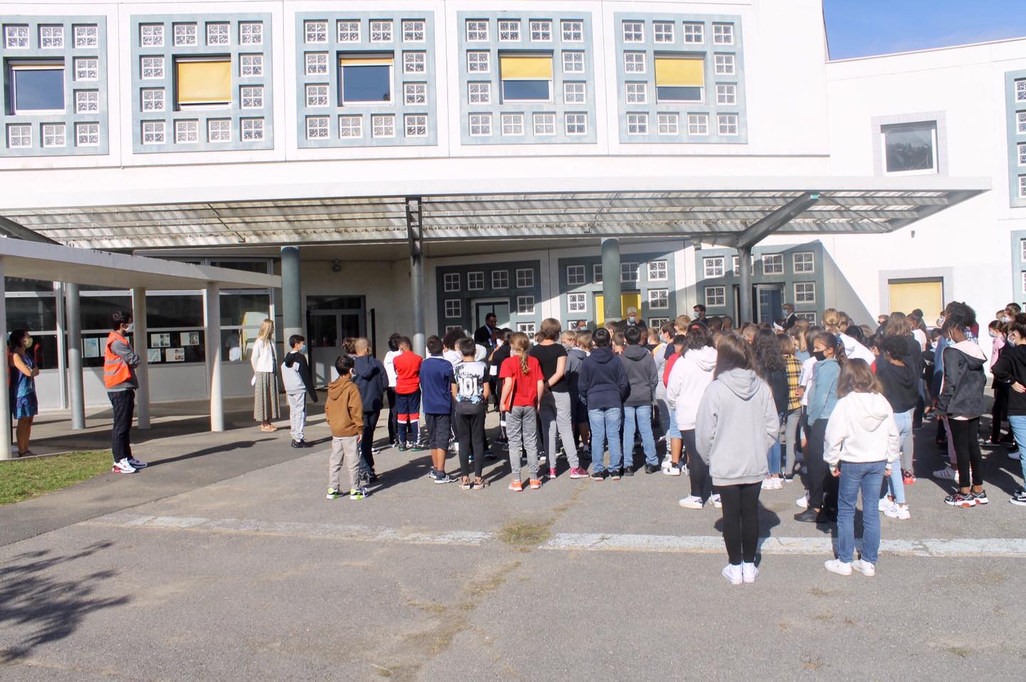 Collège Léonard De Vinci Saint Thibault Des Vignes