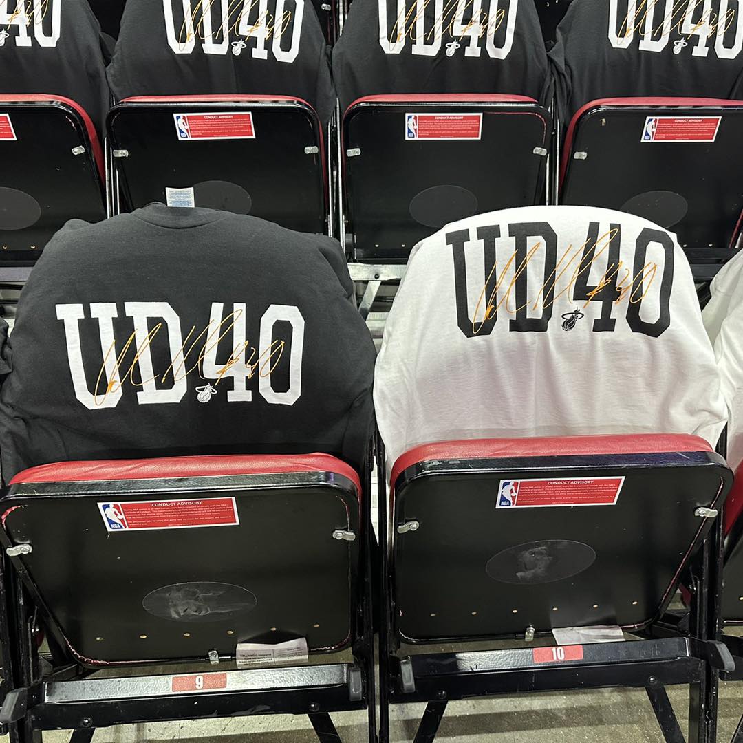 Udonis Haslem's No. 40 jersey has officially been retired & raised