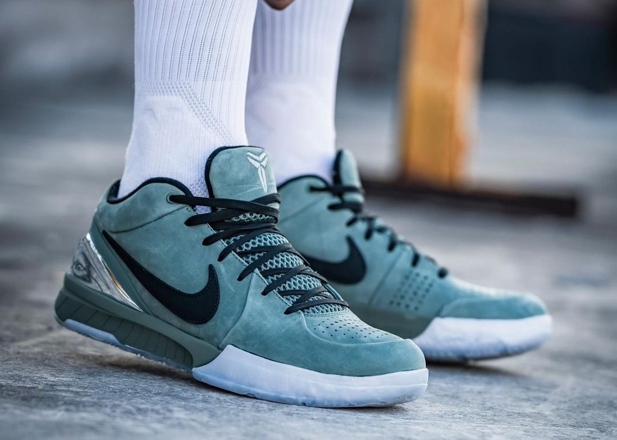 A closer look at the “Girl Dad” Nike Kobe 4 Protro set to release