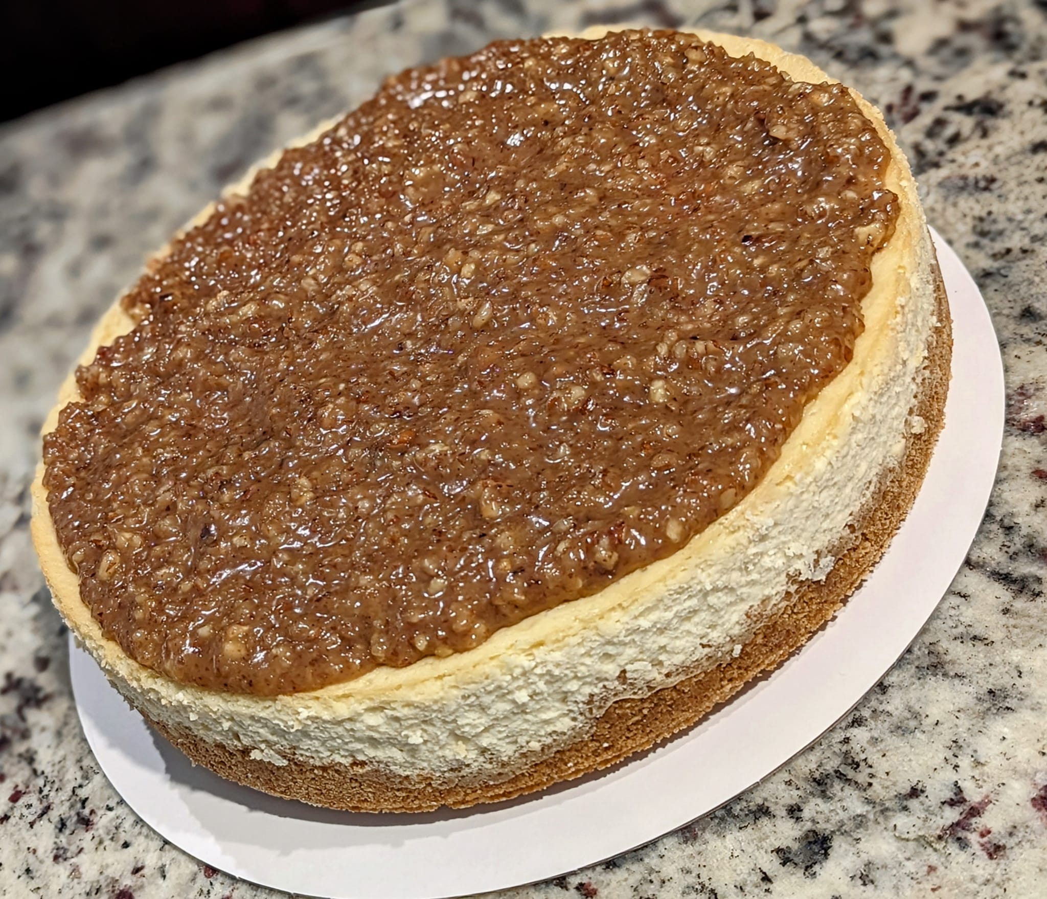 This Malibu Sunset Cheesecake is made with Malibu Rum - YUM