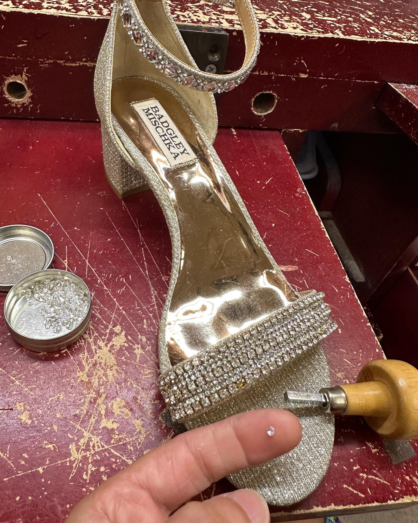 glitter shoes snagging on dress How to prevent gems from a wedding dress? colour: red-sequin-high-neck-ruched-bodycon-mini-dress