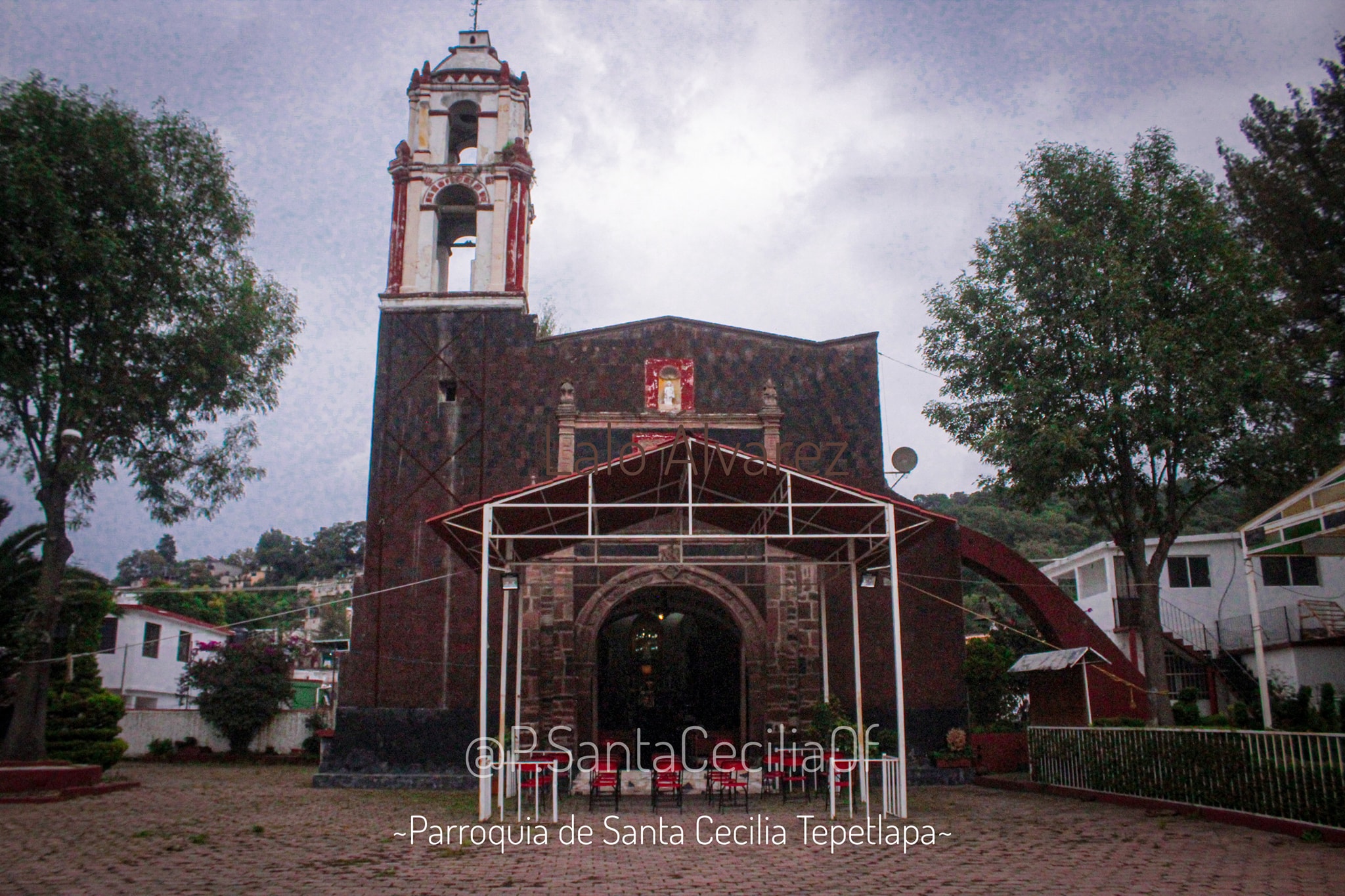 Parroquia de Santa Cecilia Tepetlapa-Oficial