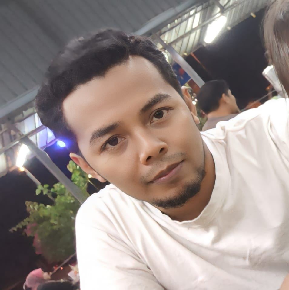 Azroy Him