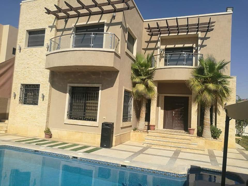 سوق المفتوح الاردني | بلايستيشن 4 مستعمل للبيع | Facebook