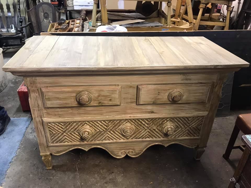 Custom Furniture Refinishing - Custom Furniture Refinishing For Large Furniture Pieces