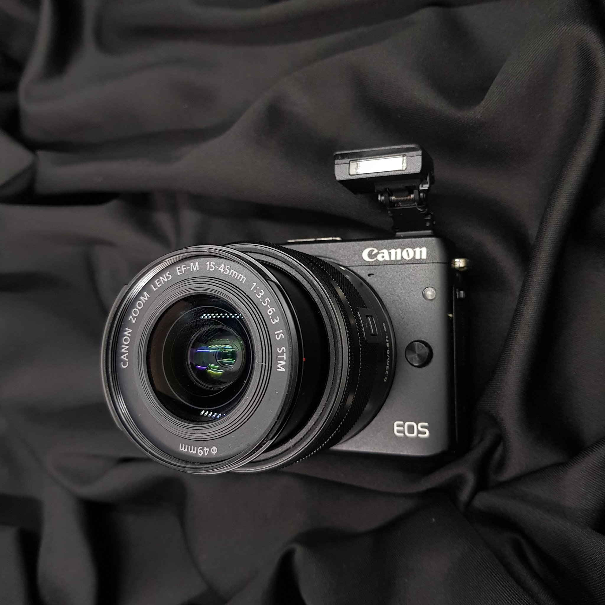 Take your Canon EOS M3 with you and shoot like a professional with 