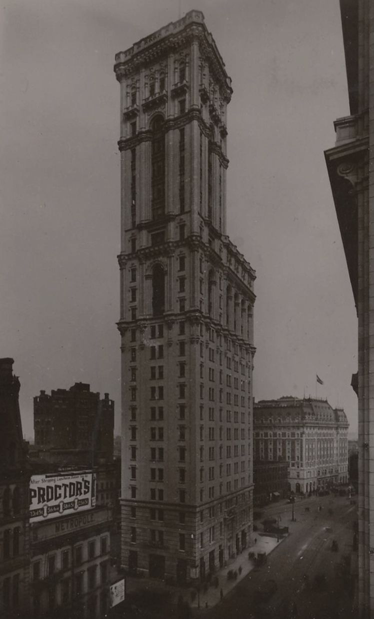 𝗥𝗲𝗺𝗲𝗺𝗯𝗲𝗿 - Times Building • New York City circa 1907! #rememberwhenNJNY ...