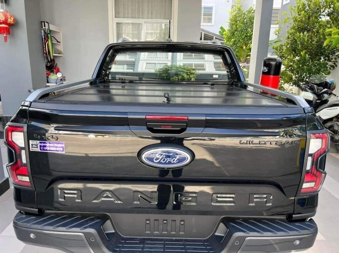 ALL NEW TOPFLIP ULTIMATE FOR NEW FORD RANGER WILDTRAK 🖤 Now Available ...