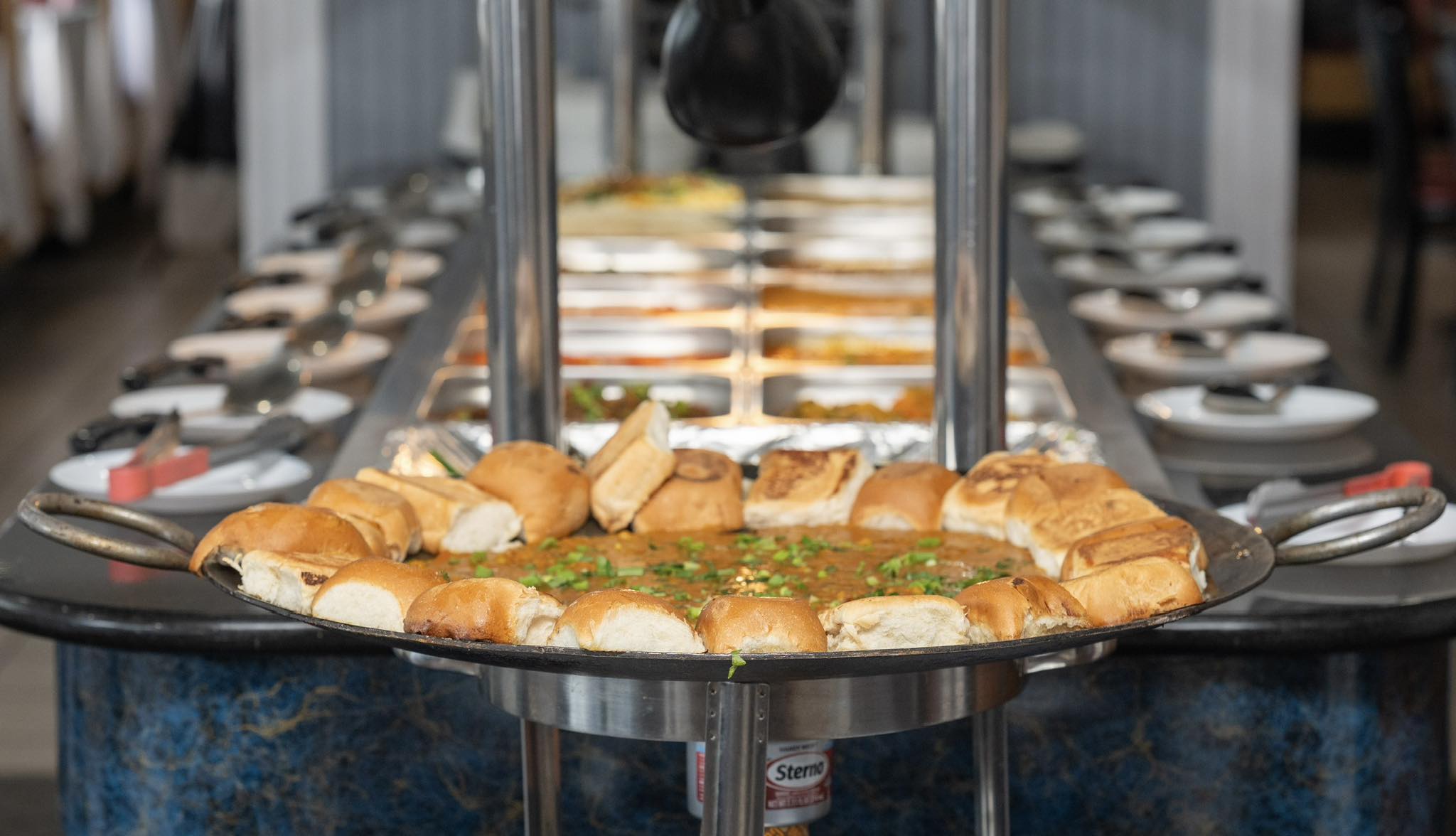 Valentine’s Day Mega Lunch and Dinner Buffet