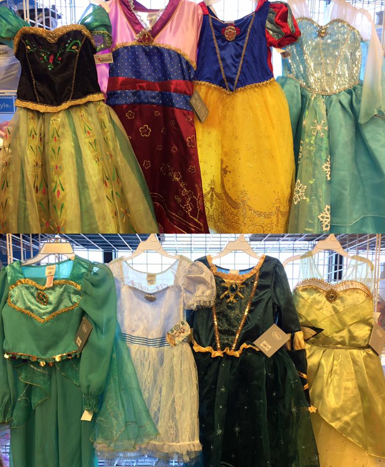 disney store princess dress Enchanted Fairytale dress-up set Every queen or princess must have a wardrobe fit for any adventure Vintage Disney Store Snow White