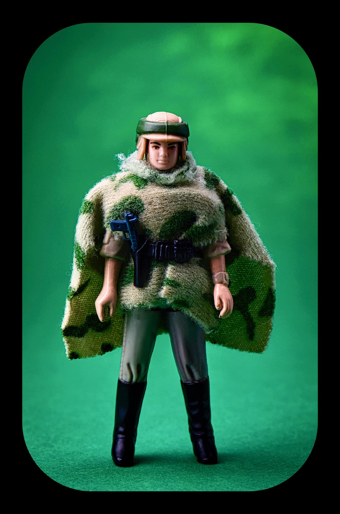 Vintage Kenner Star Wars 1983 Return Of the Jedi Leia Oragana 