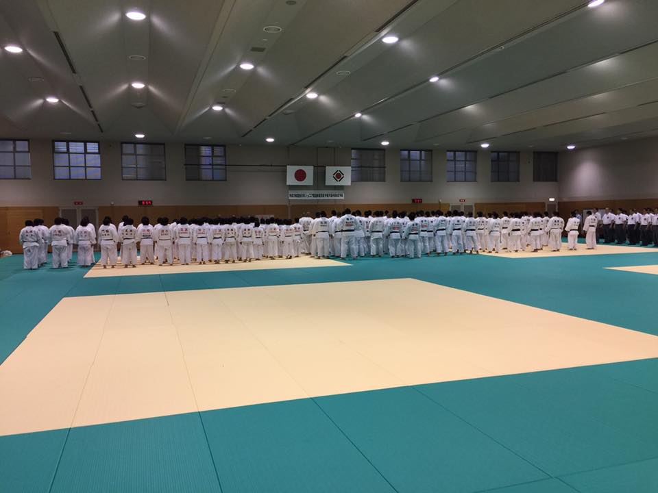 広島国際学院高校柔道部 本日は平成29年度全日本ジュニア柔道体重別選手権大会中国地区予選が広島県立体育館で開催され Facebook
