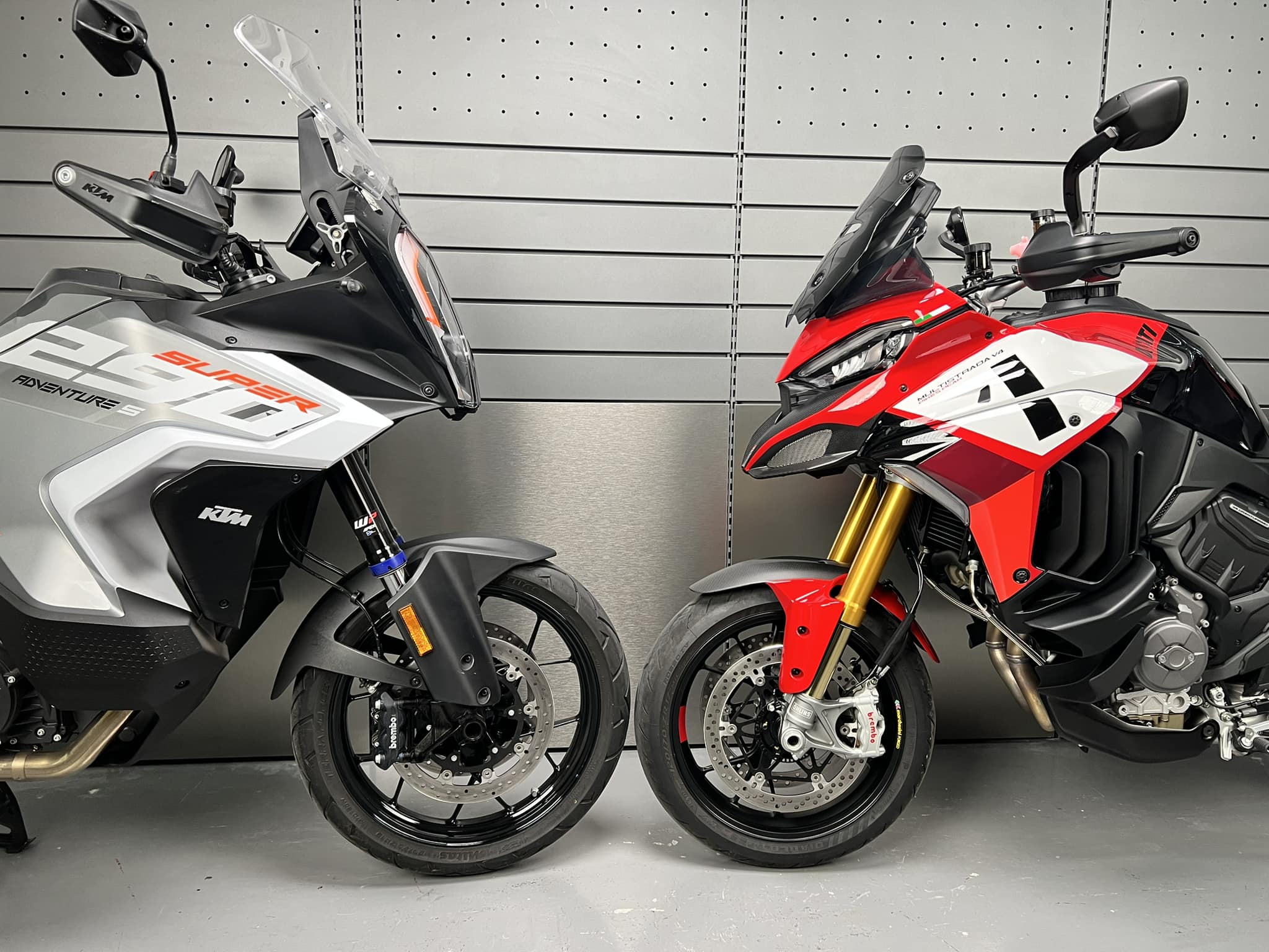 Hard to say which looks better, Aaron Piazza's (@adv_aaron) KTM