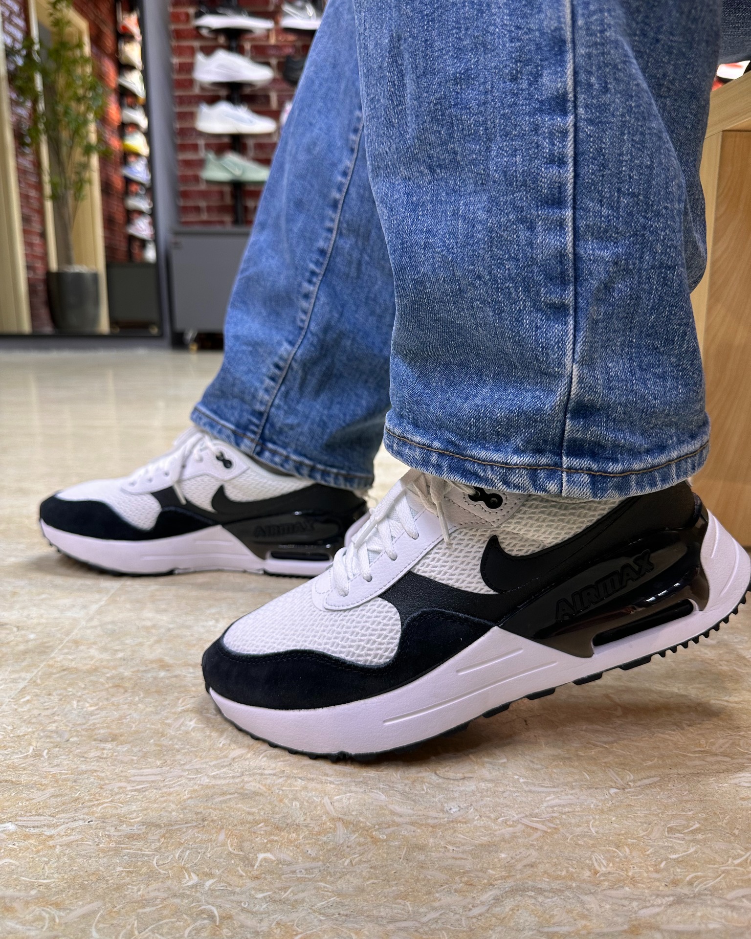 ? Nike Air Max SYSTM 