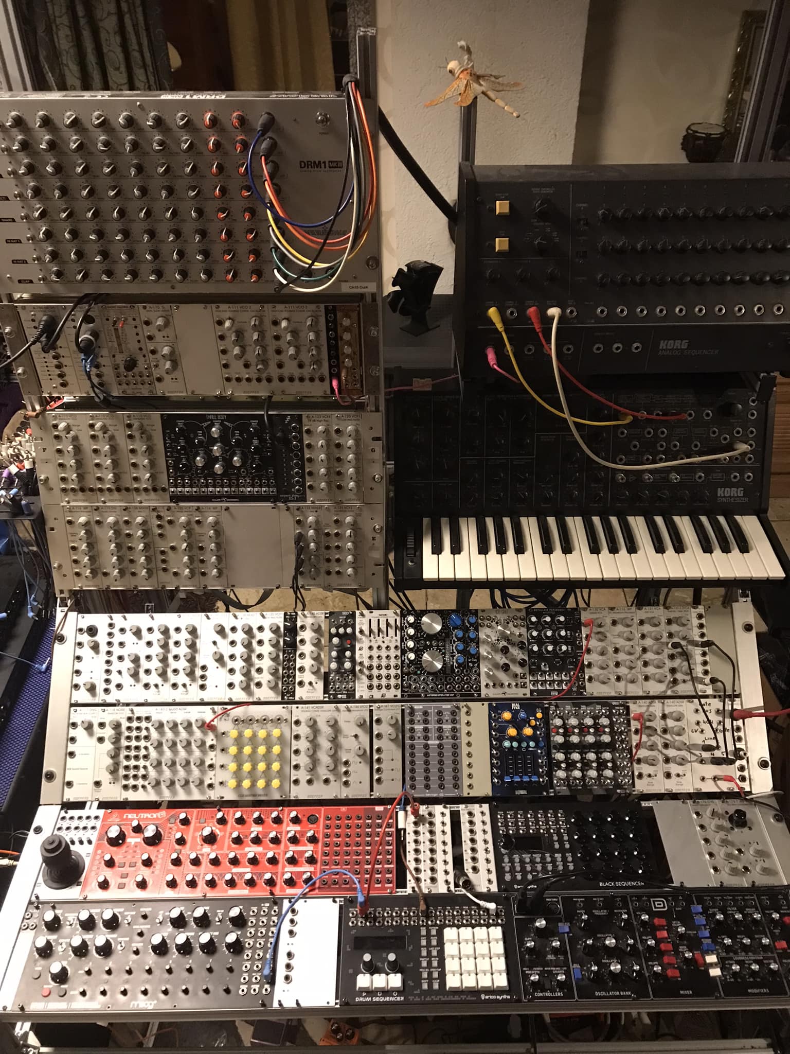 No need CDJs, just Zero and good sounding modular 😆 #eurorackmodular
