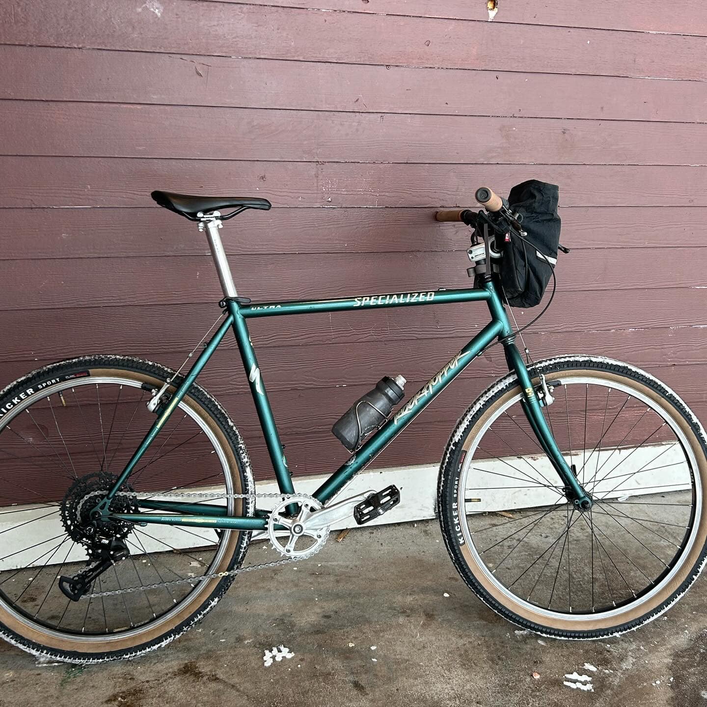 Here's my 1995 rockhopper ultra that I just built up.