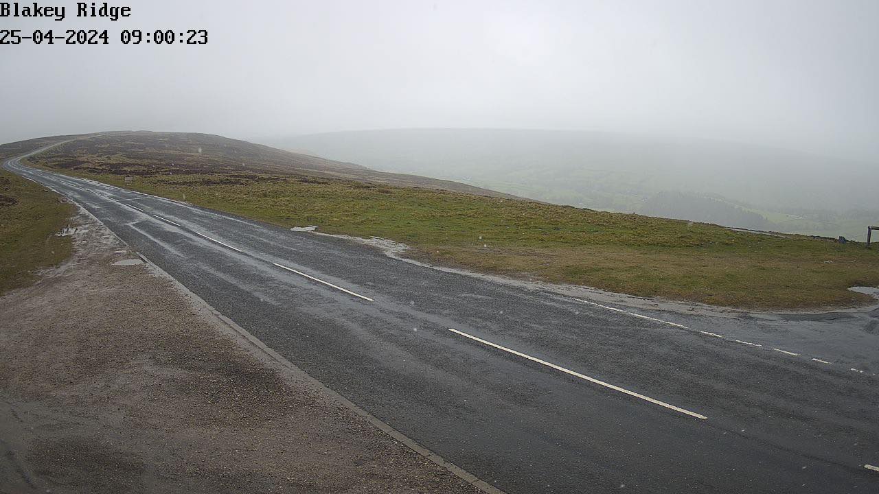 North - Can just about make out some flakes of snow up on Blakey Ridge ...