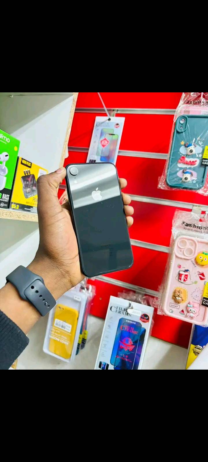 Tshwane University of Technology | IPhone XR 128GB 🍏R2000 | Facebook