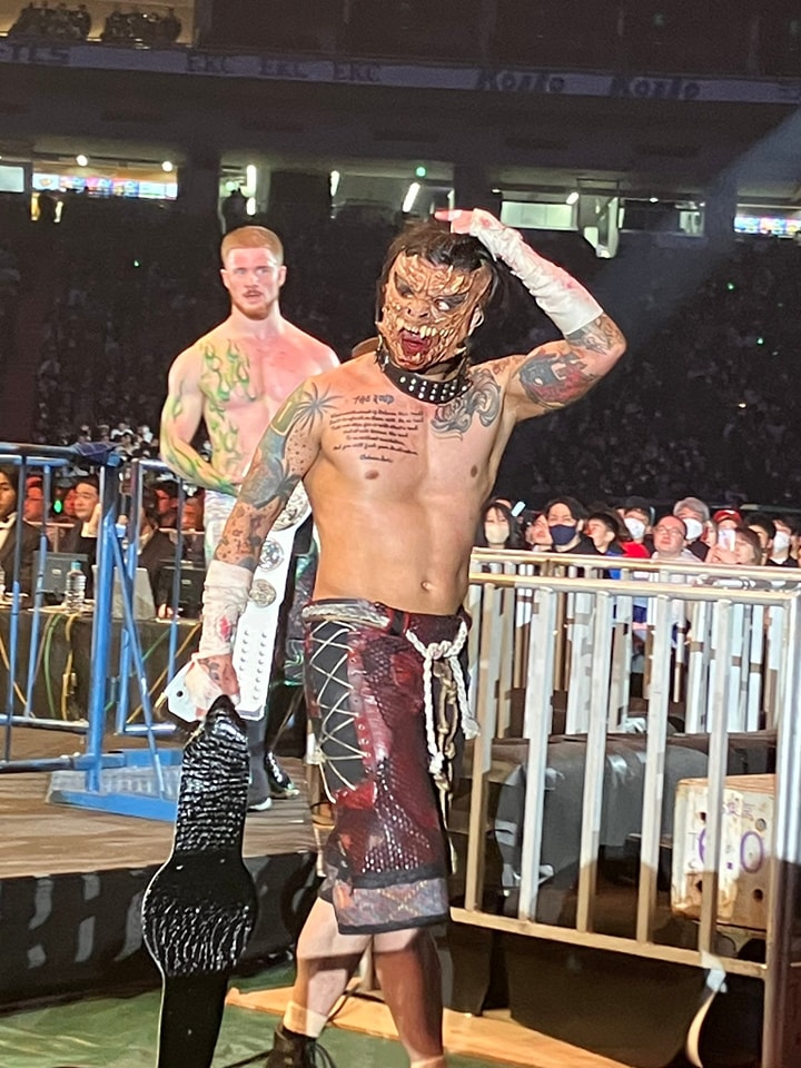 Drilla eats a 2x2 Knee Knee and... - Pro Wrestling Network | Facebook