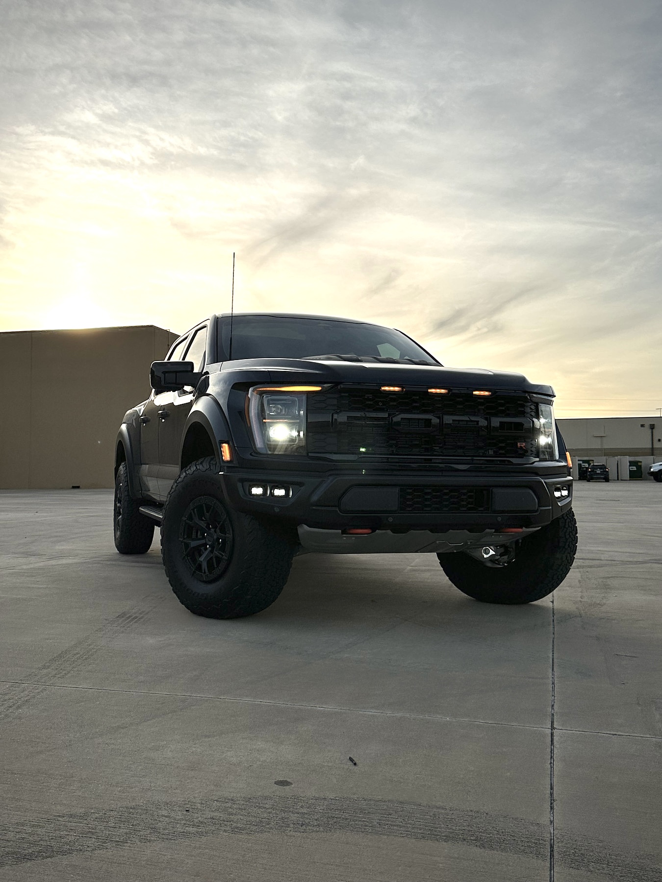 Apollo Optics - The best Raptor yet? 🔥 We have a LOT of...