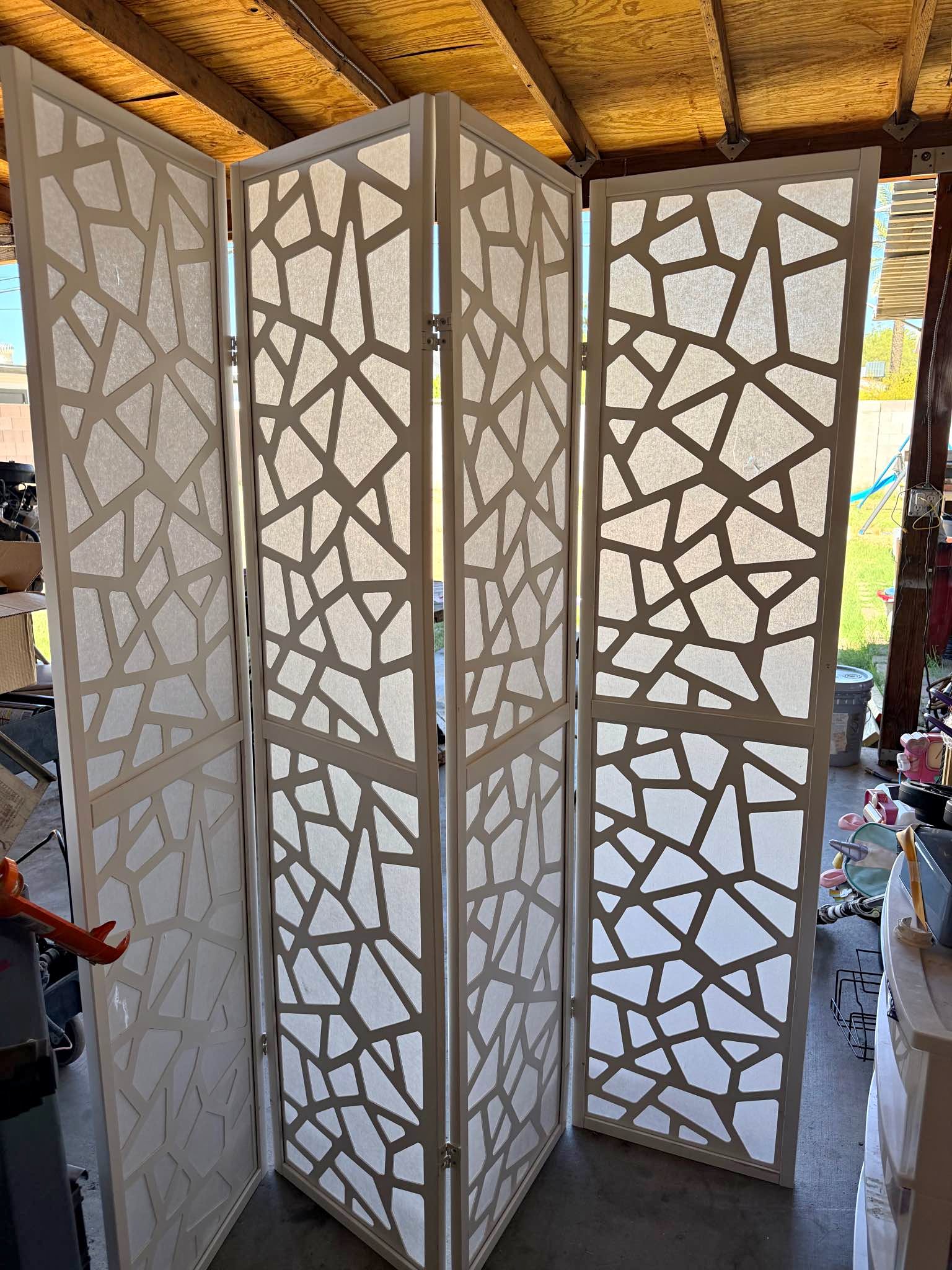 White privacy divider - Room Dividers - Phoenix, Arizona | Facebook ...
