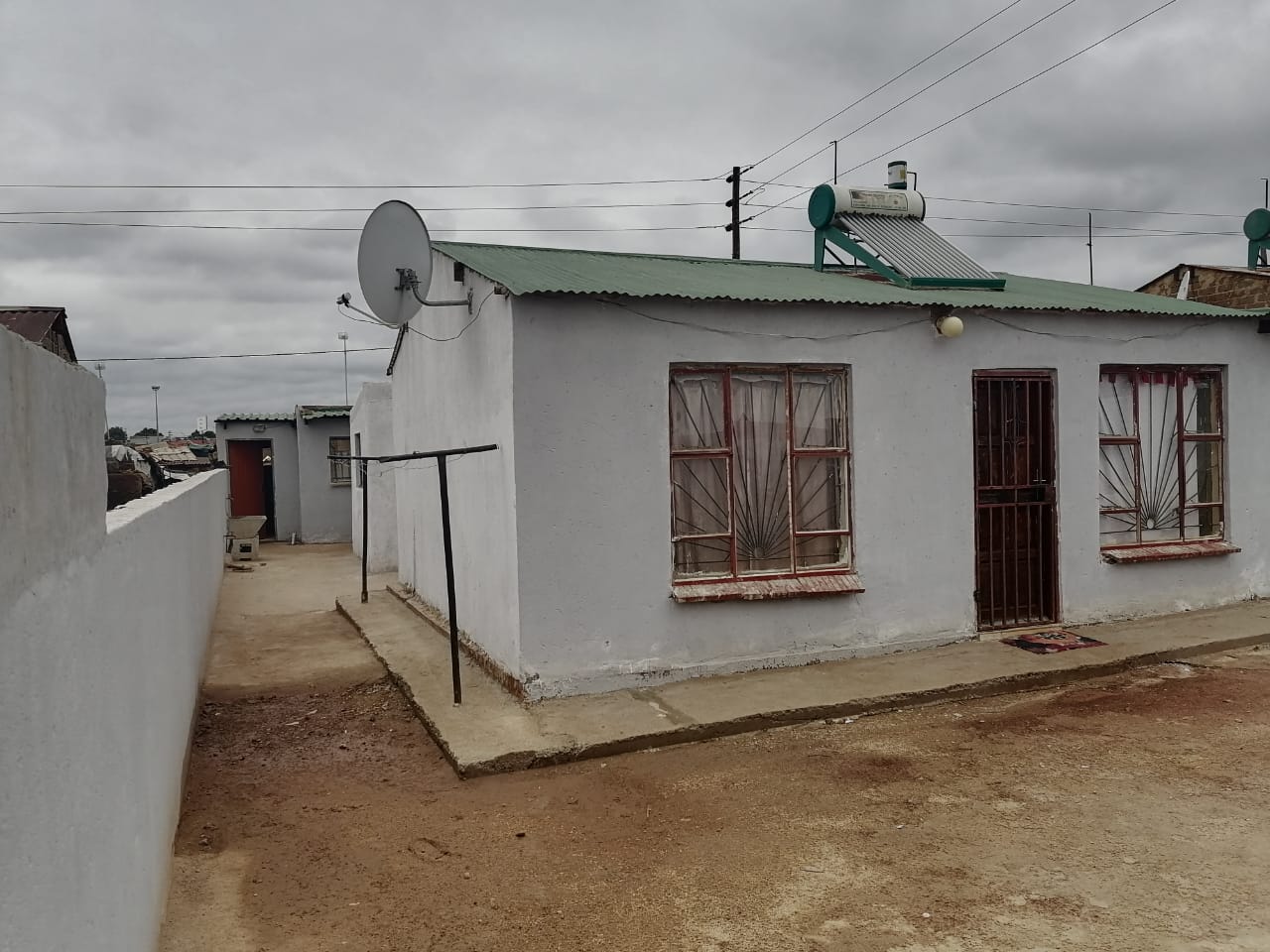 RDP house for sale in Ivory Park.... - Fast Go Properties cc