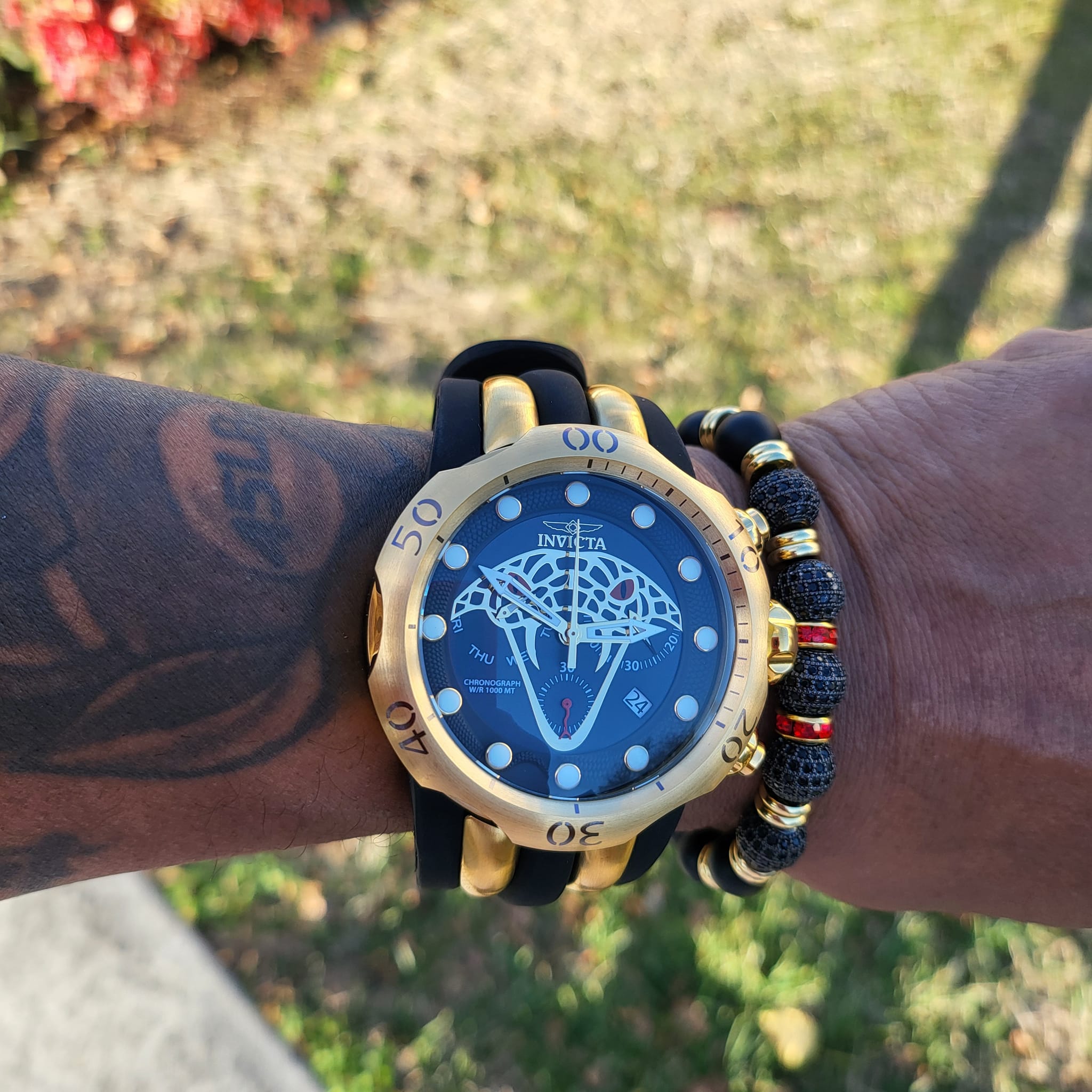 New versions of the Venom Snake strike at the heart of Invicta