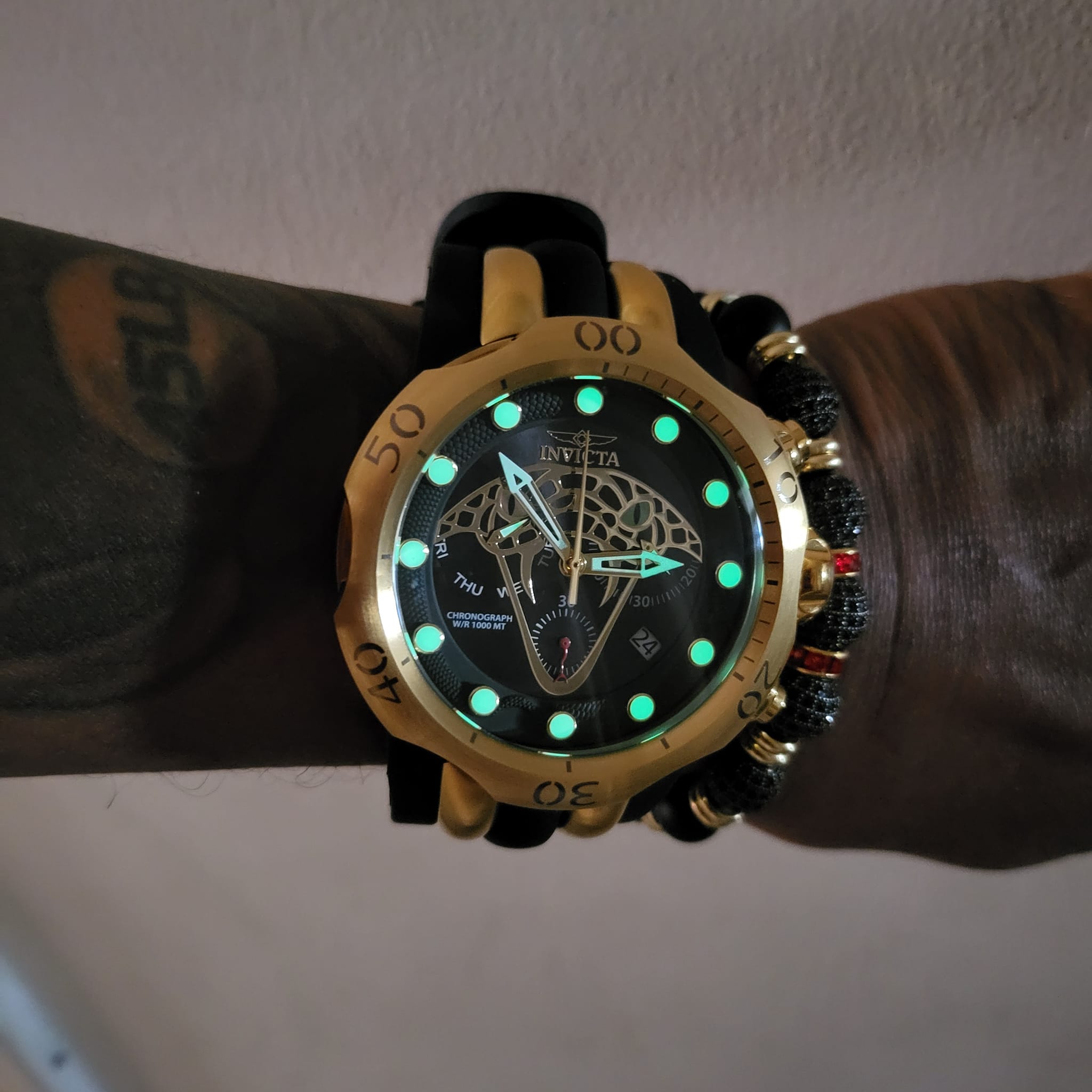 New versions of the Venom Snake strike at the heart of Invicta