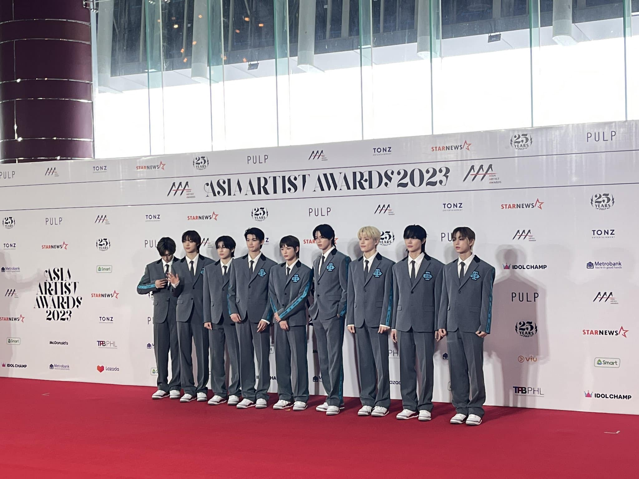 ABS-CBN - Hybe’s Japanese boy group &TEAM walks the #AAA2023inPH red ...