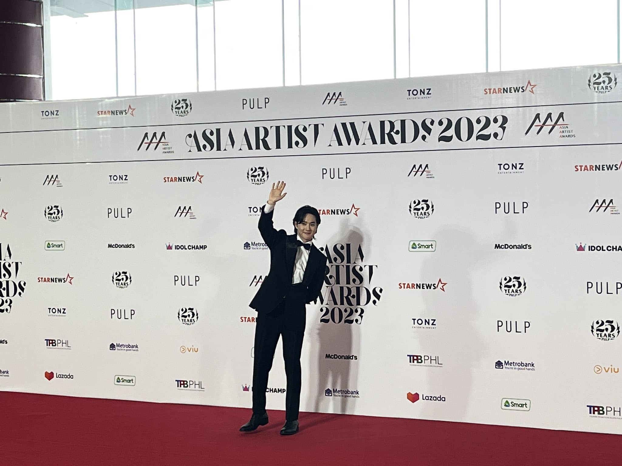 Oppa Lab - Our dearest leader at the red carpet of...