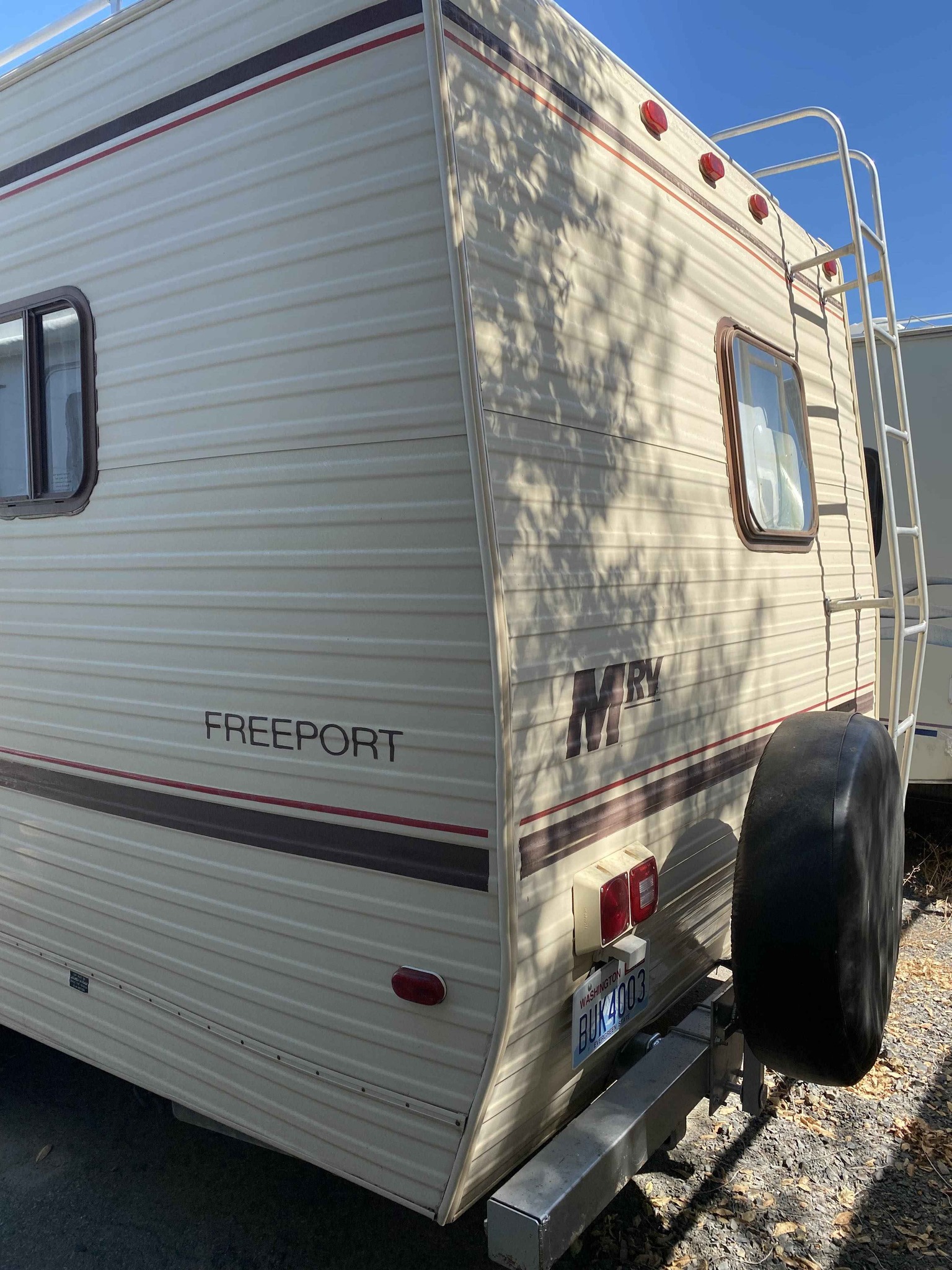 1985 Chevrolet coachman m-rv