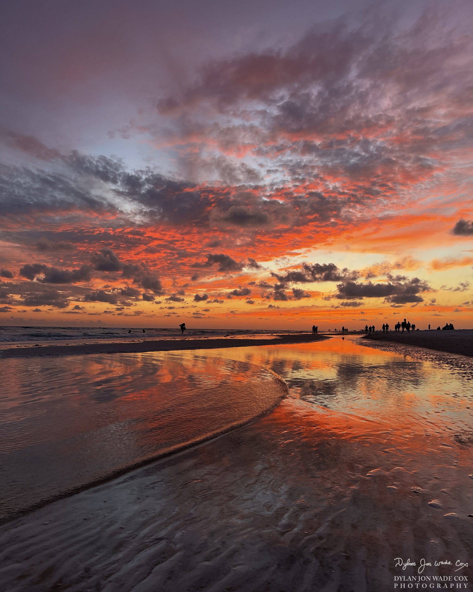 Siesta Key Beach sunset 🌅 Even the darkest horizon can't stop the