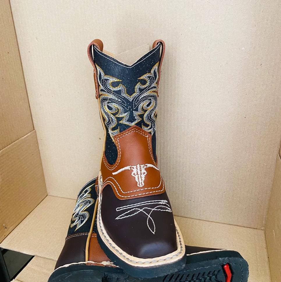 Sala’s Boots