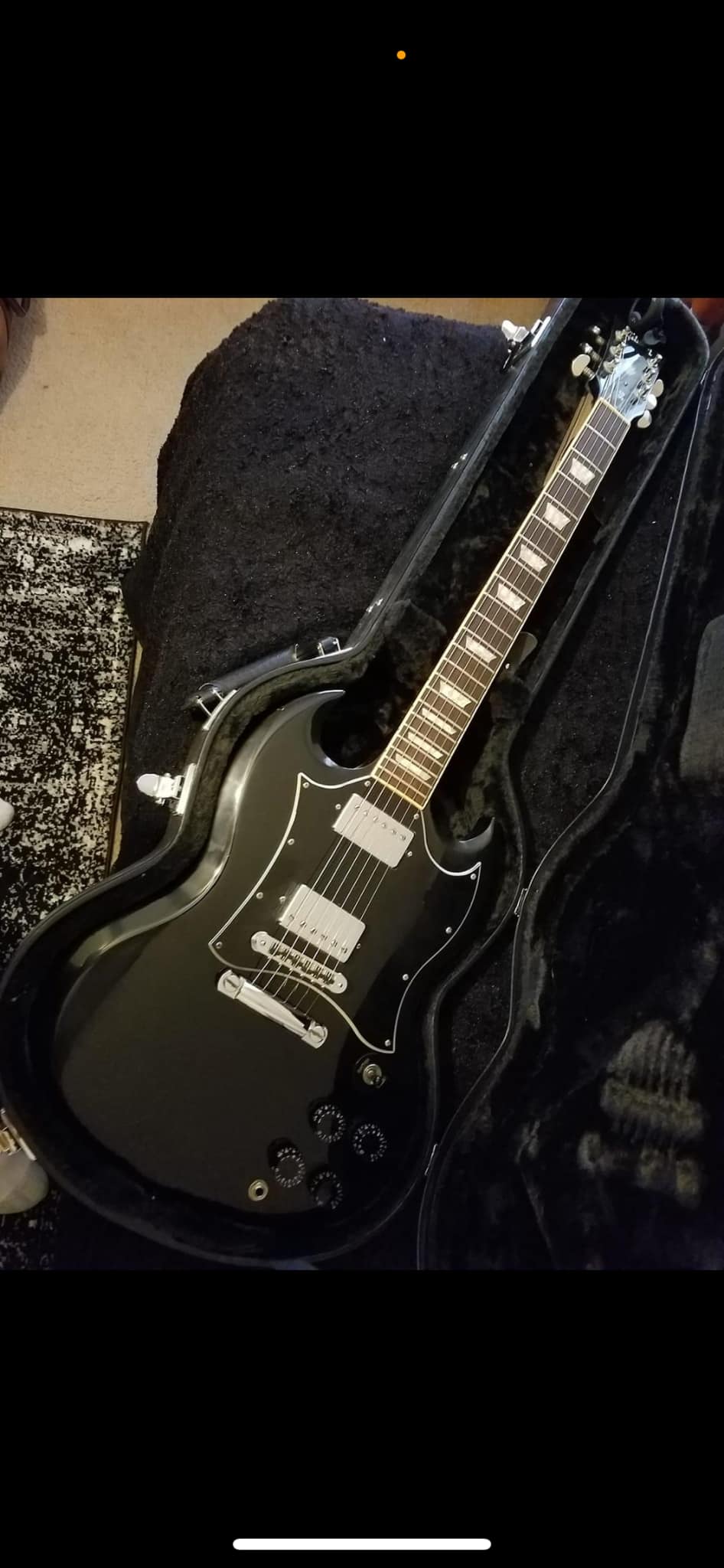 What kind of pickups are on a 2003 Gibson SG Standard?