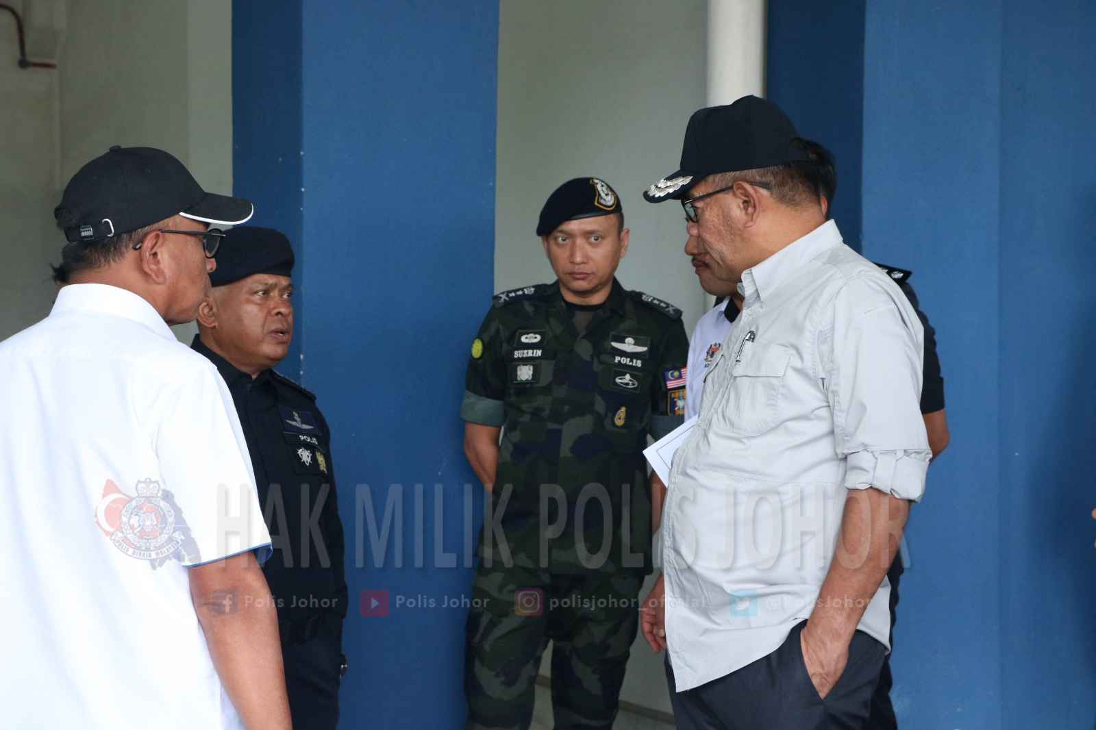 Polis Johor - YB MDN ADAKAN LAWATAN KE PPS DAERAH KOTA...